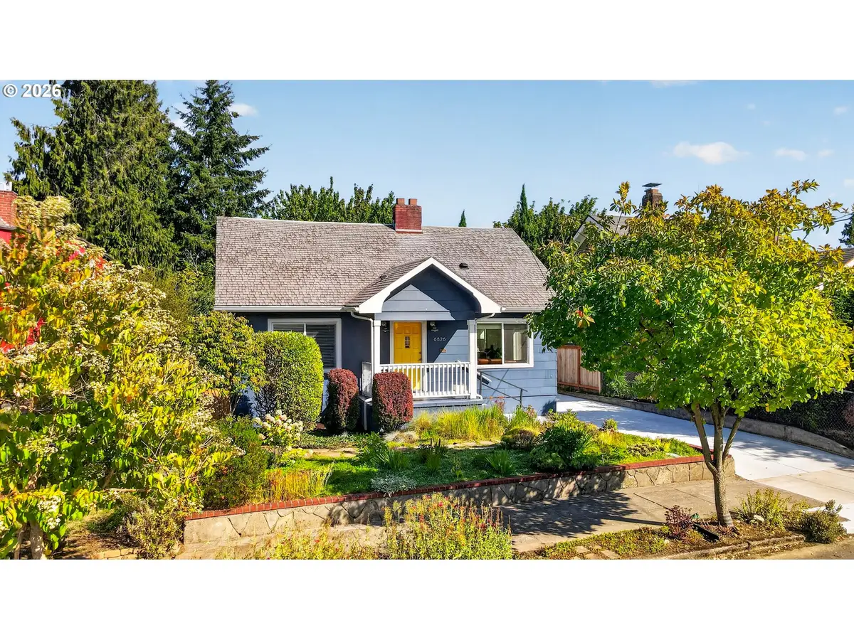 6826 N Congress Ave, Portland, OR 97217 - #1