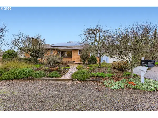 4420 SW Crestwood Dr, Portland, OR 97225