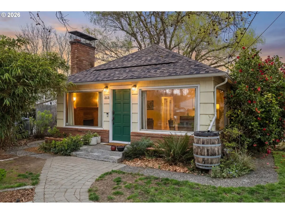 2916 SE 85th Ave, Portland, OR 97266 - #1