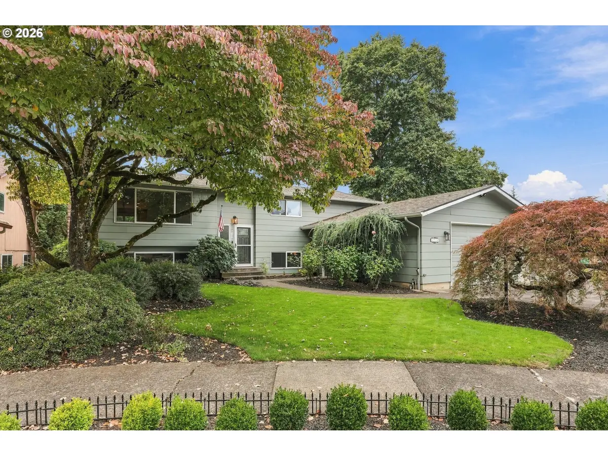 3719 SE 153rd Ave, Portland, OR 97236 - #1