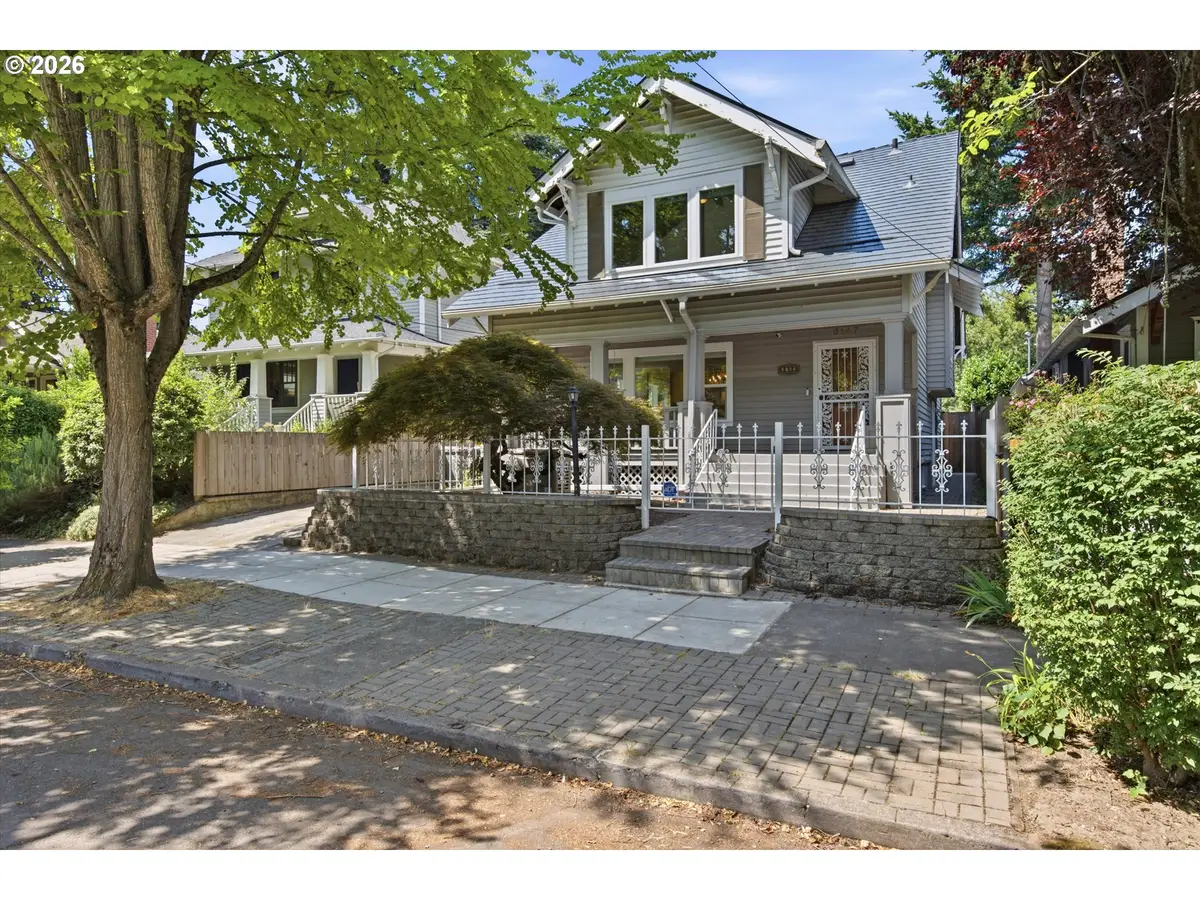 3147 SE Tibbetts St, Portland, OR 97202 - #1