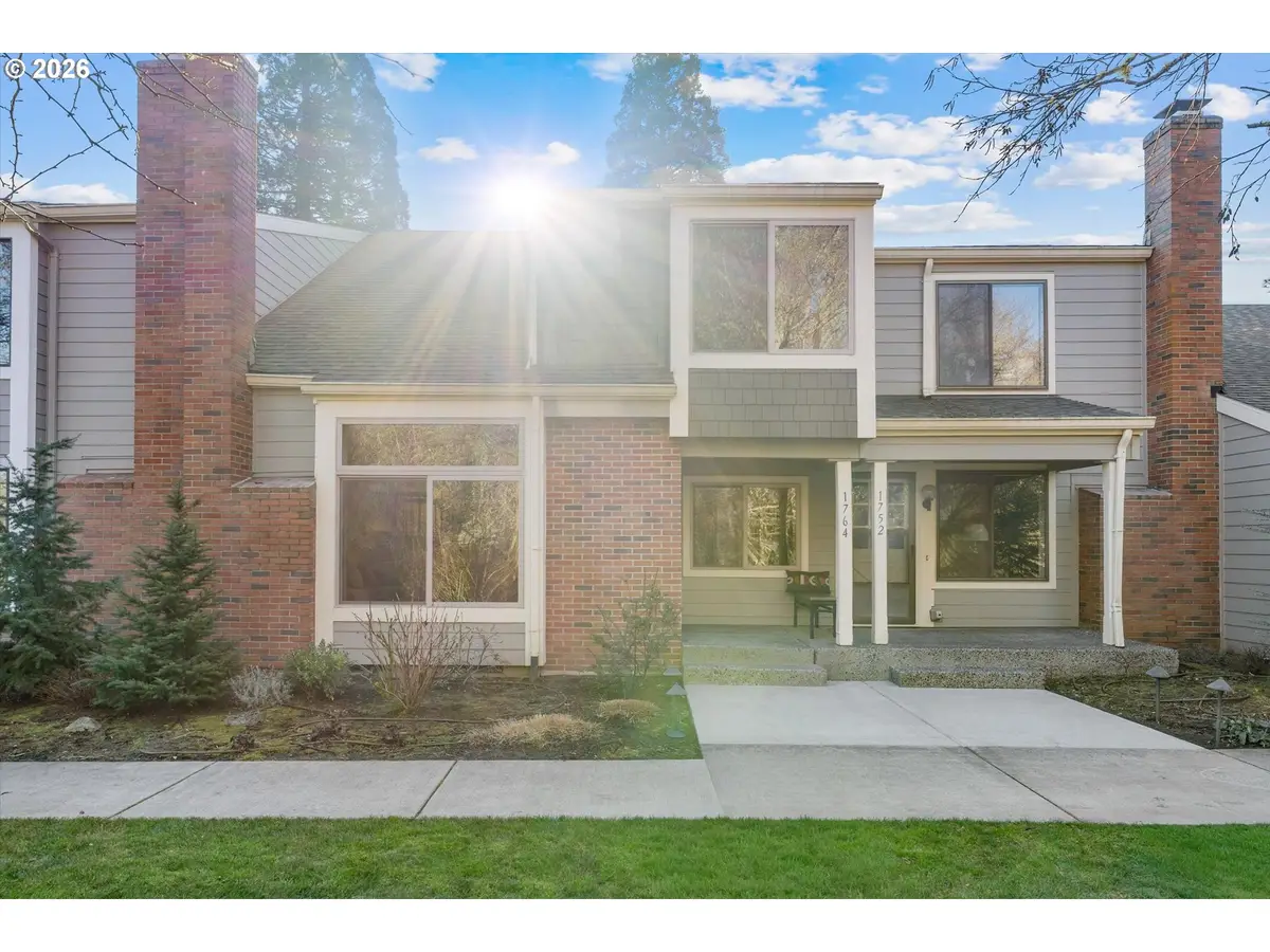 1764 Bonniebrae Dr, Lake Oswego, OR 97034 - Image #1
