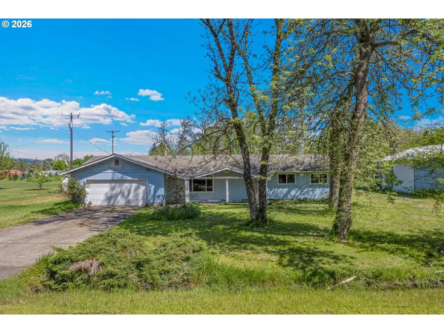 411 Baker St, Lebanon, OR 97355 - #3