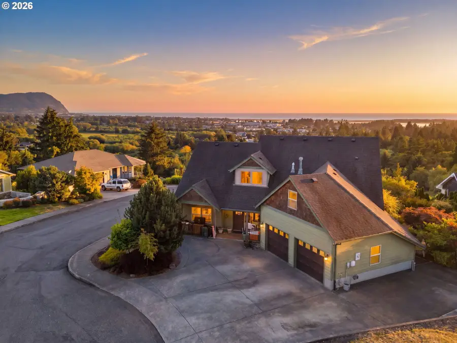 2335 Royal View Dr, Seaside, OR 97138 - #2