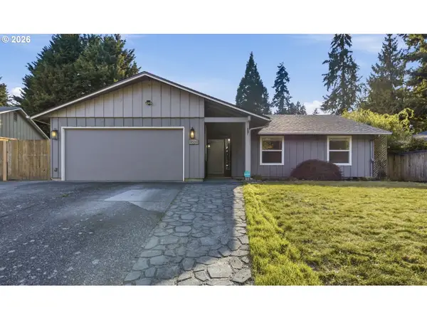 9509 NE Ferngrove St, Vancouver, WA 98664
