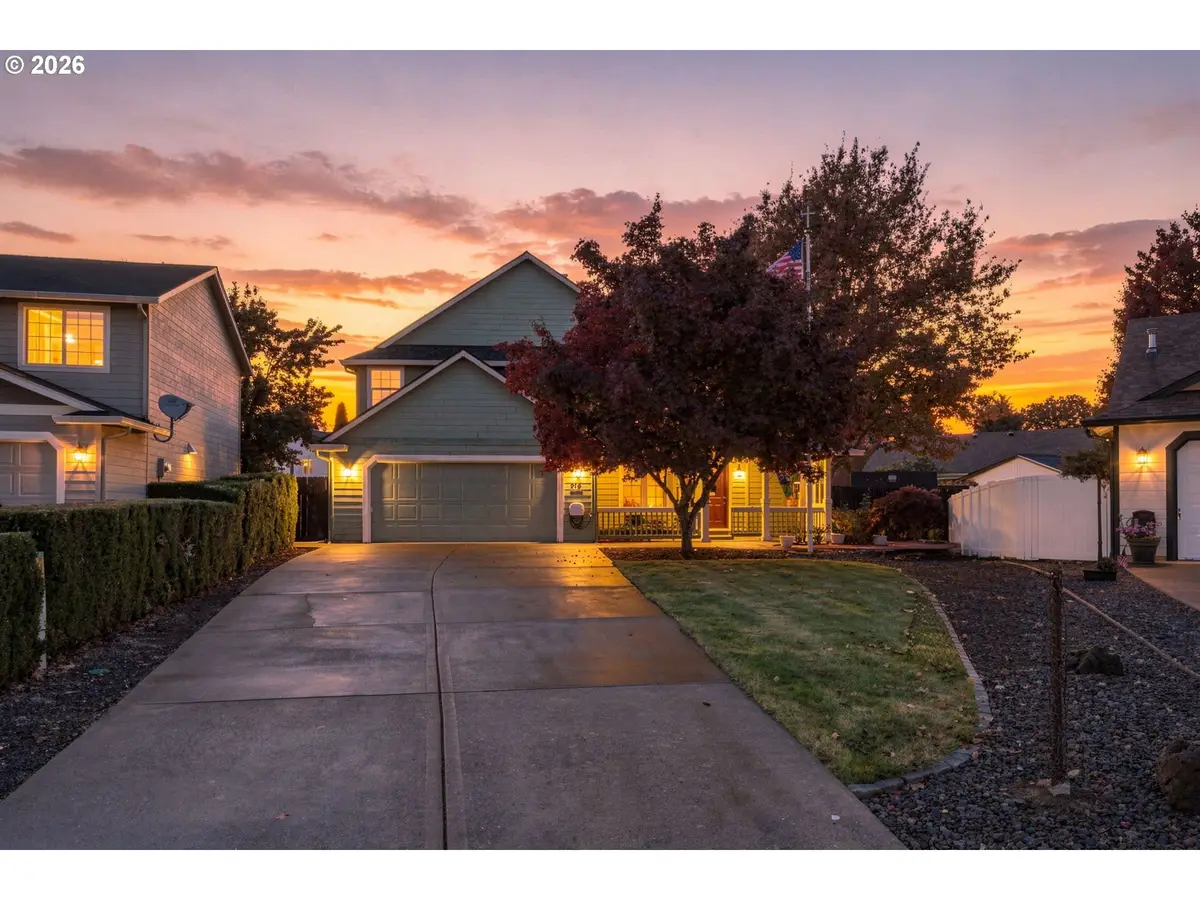 214 NW 12th St, Battle Ground, WA 98604 - #1
