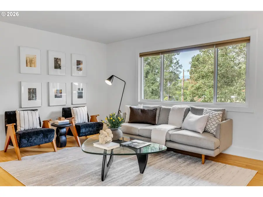 2301 SE Caruthers St #10, Portland, OR 97214 - #3
