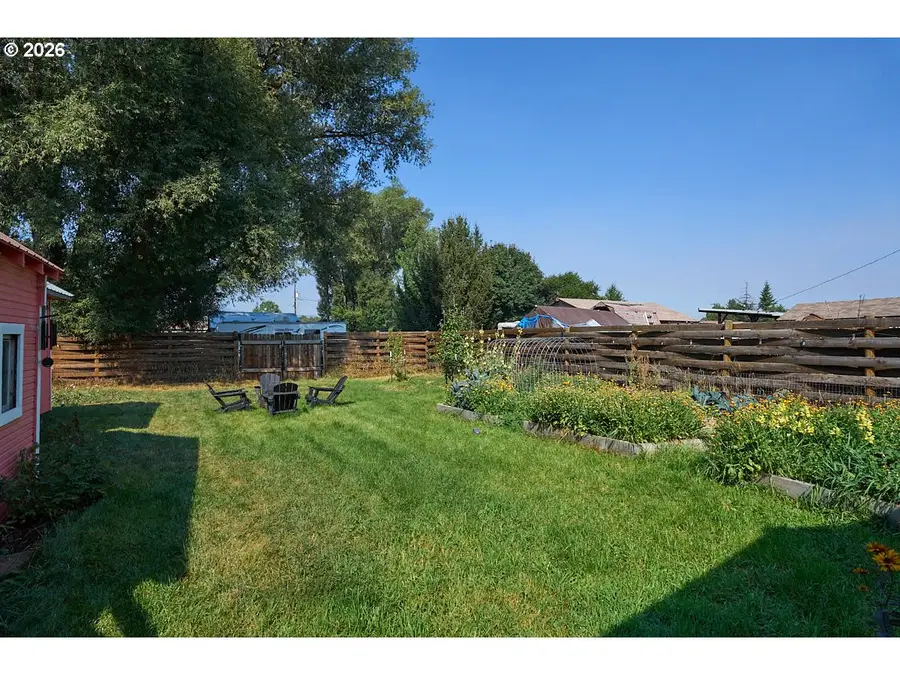 502 Depot St, Enterprise, OR 97828 - #3