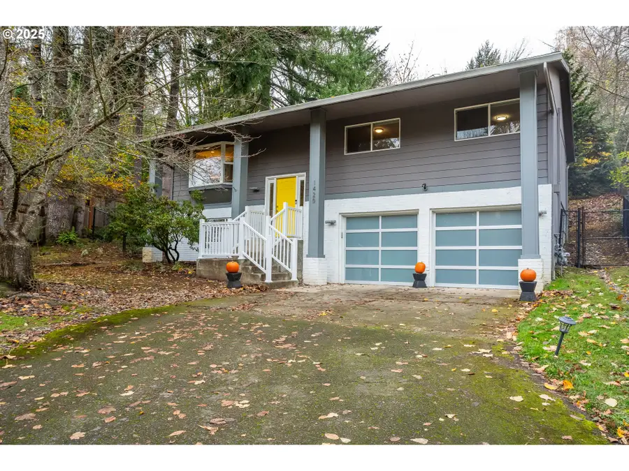 1420 SW Walters Dr, Gresham, OR 97080 - Image #3