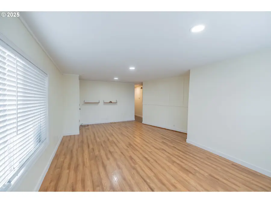 17640 SW Declaration Way, Beaverton, OR 97006 - Image #2