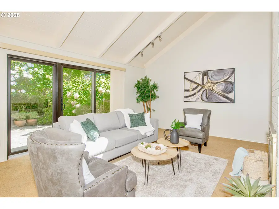9 Britten Ct, Lake Oswego, OR 97035 - #3