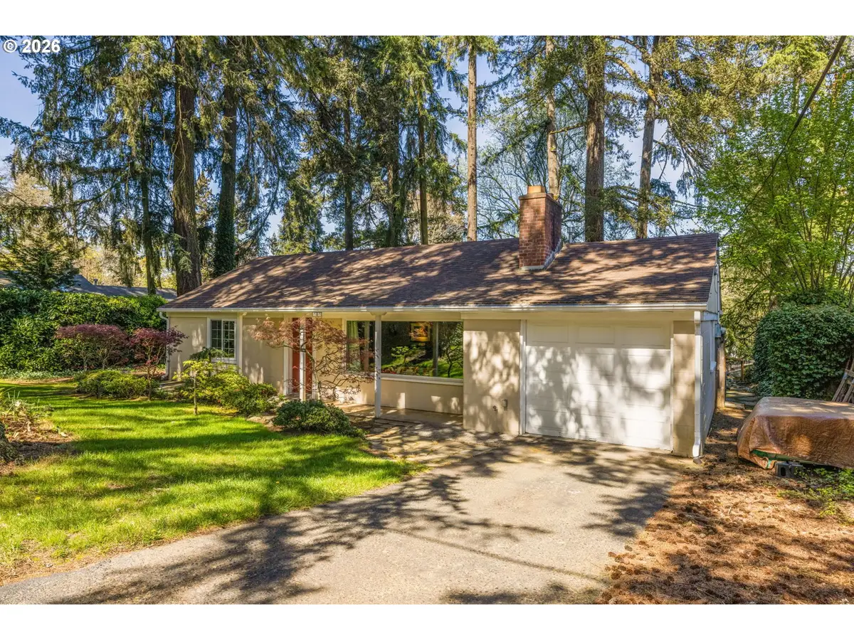 1725 Southshore Blvd, Lake Oswego, OR 97034 - #1