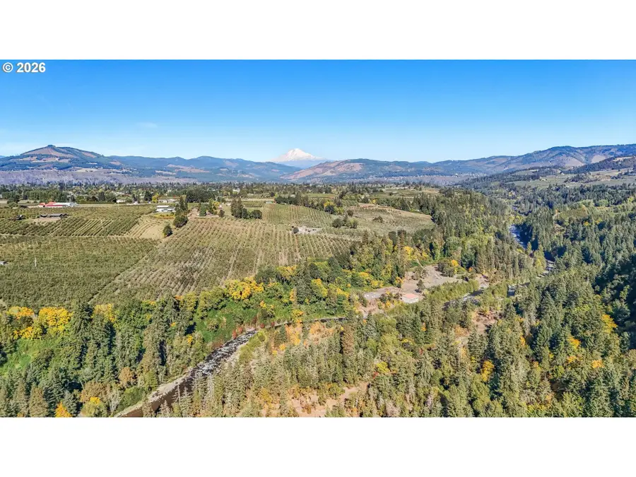 1760 Copper Dam Rd, Hood River, OR 97031 - #2