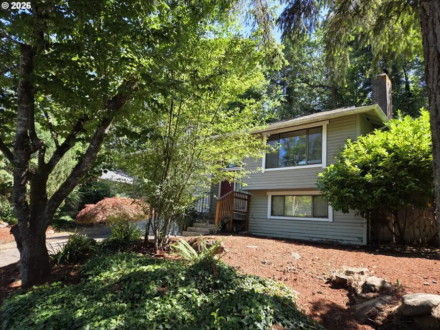 3616 Wilshire Ln, Eugene, OR 97405 - #3