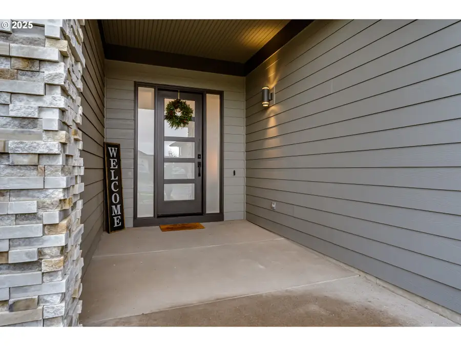 1910 John Day Dr, Eugene, OR 97408 - Image #3