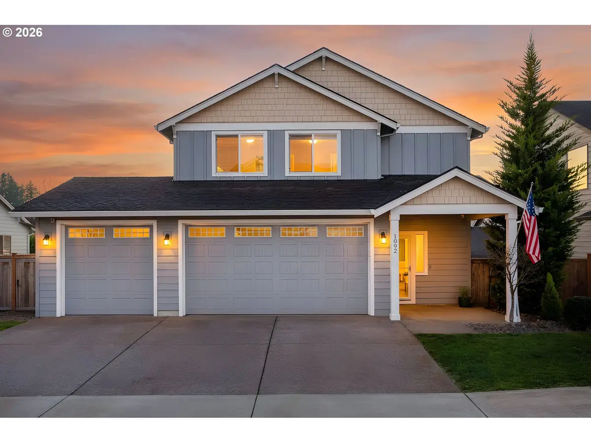 1092 E 1st Ave, Estacada, OR 97023 - Image #1