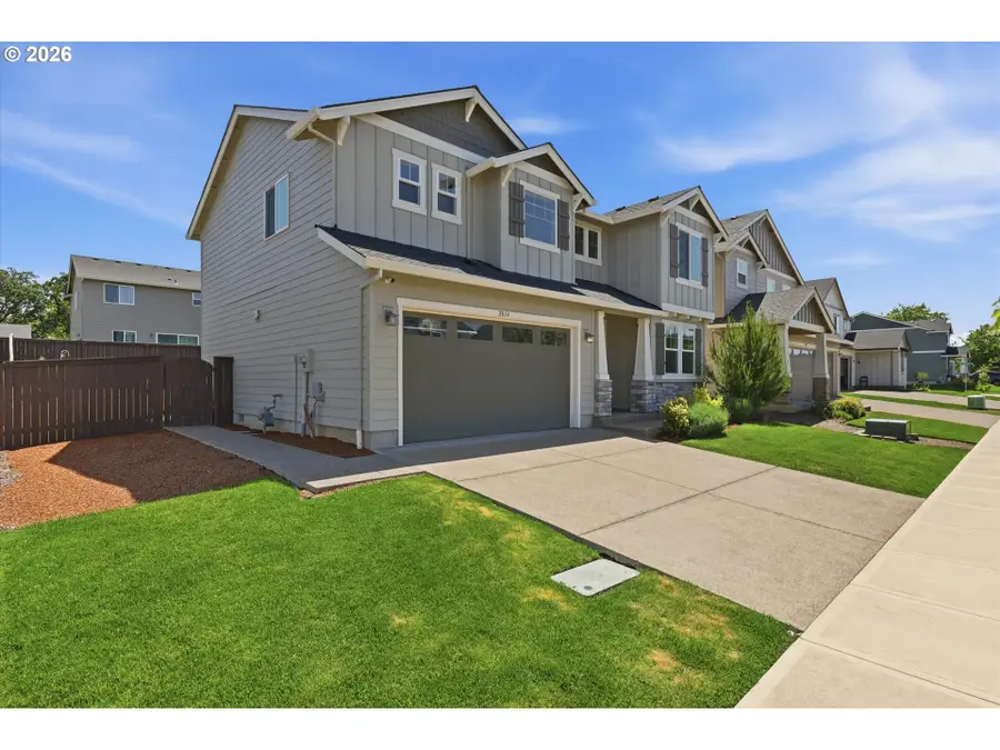 2814 NW Shadden Dr, McMinnville, OR 97128 - #2
