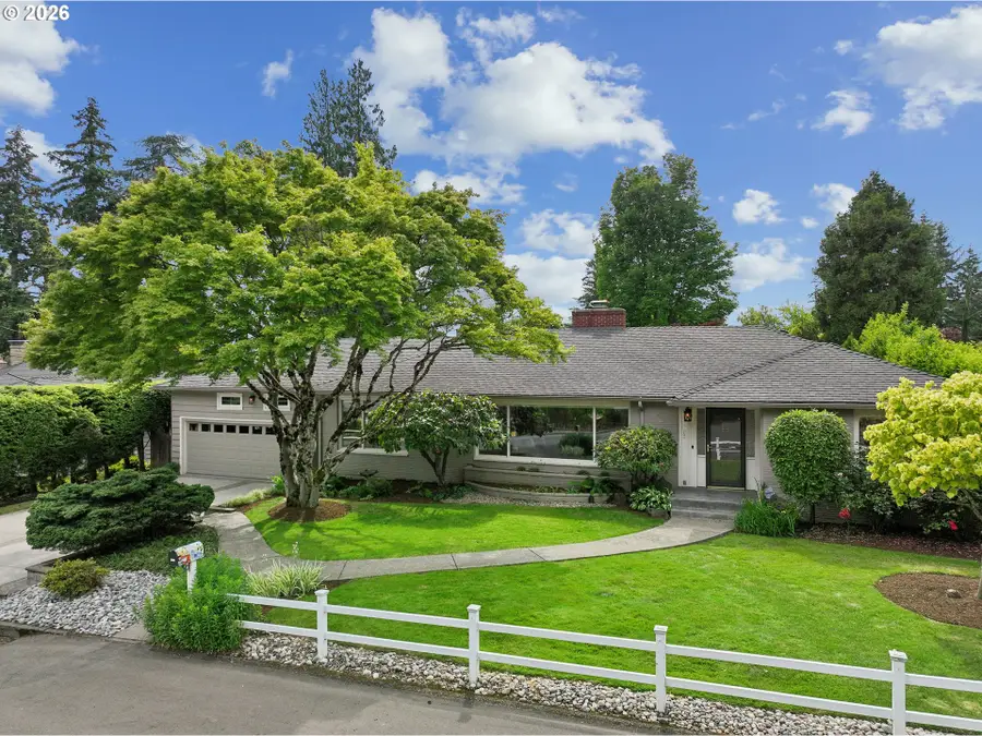 3385 SW Vista Dr, Portland, OR 97225 - #3