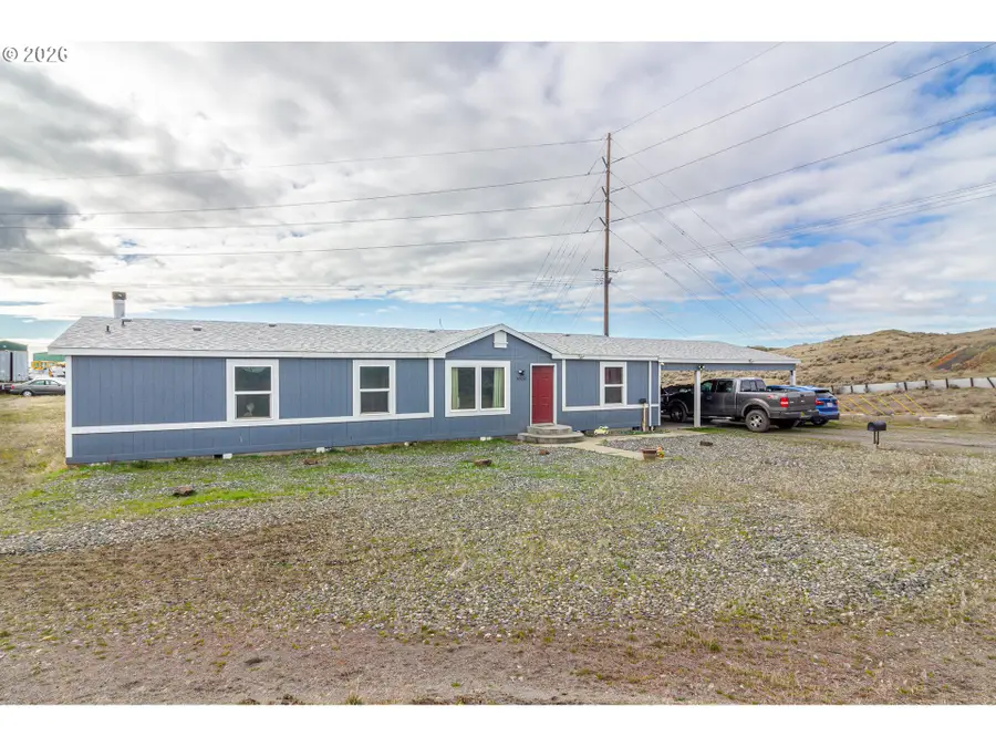 30432 Lauback St, Hermiston, OR 97838 - #2