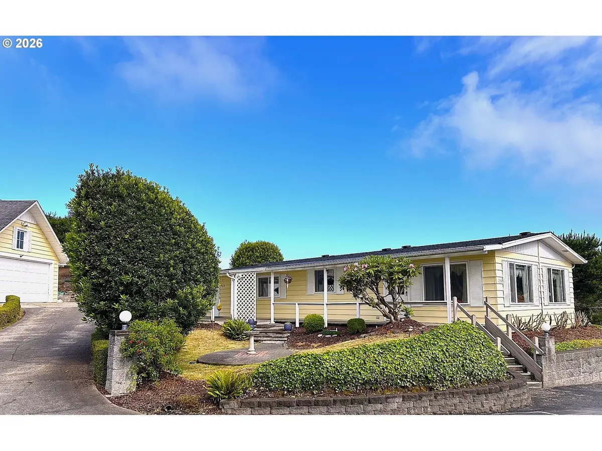 1601 Rhododendron Dr #558, Florence, OR 97439 - #1
