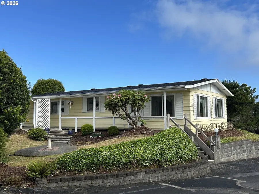 1601 Rhododendron Dr #558, Florence, OR 97439 - #3