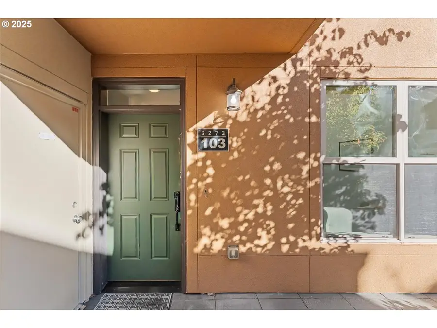 6273 NE Carillion Dr, Hillsboro, OR 97124 - Image #3