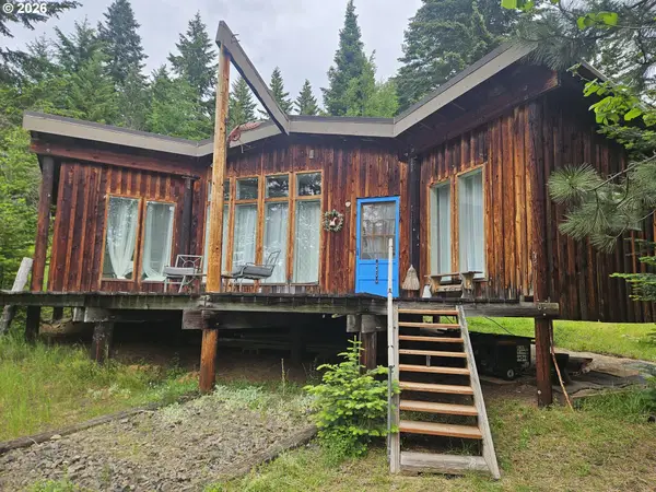 983 Snowden Rd, WhiteSalmon, WA 98672