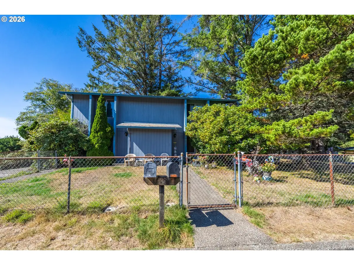 3217 NE Tide Ave, Lincoln City, OR 97367 - #1