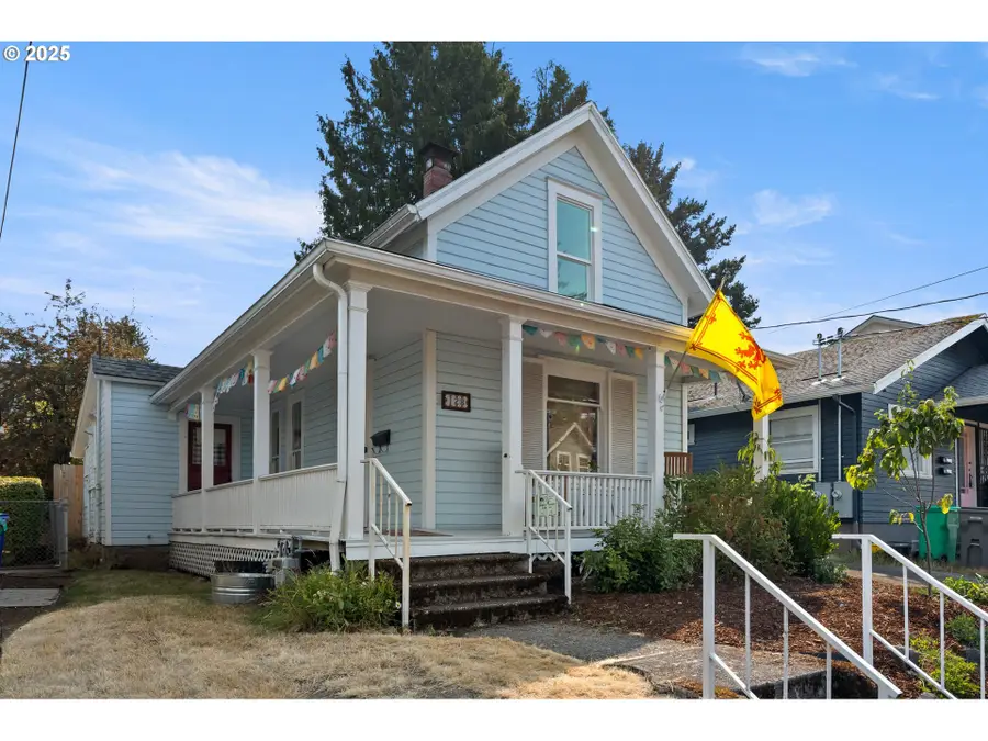 128 NE 74th Ave, Portland, OR 97213 - #2