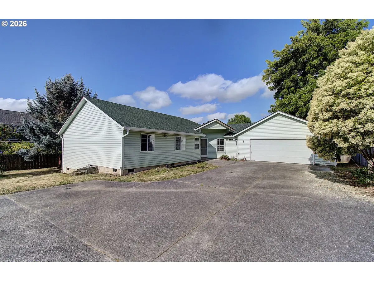 3917 NE 39th St, Vancouver, WA 98661 - #1