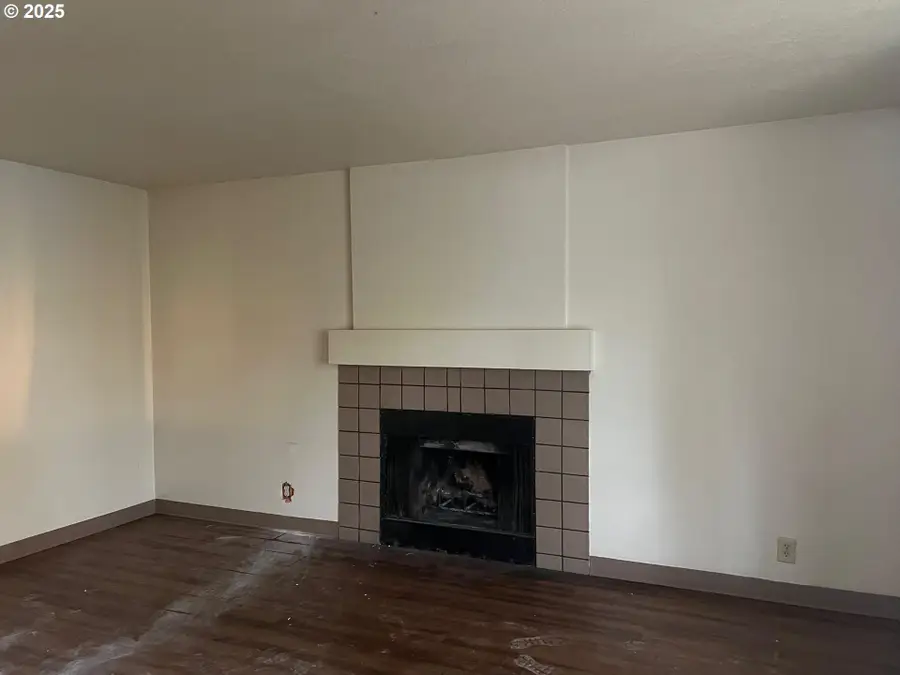 19901 SW Meadowbrook Ct, Beaverton, OR 97078 - Image #3