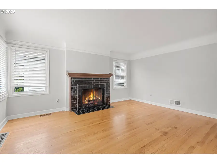 4933 N Yale St, Portland, OR 97203 - #3