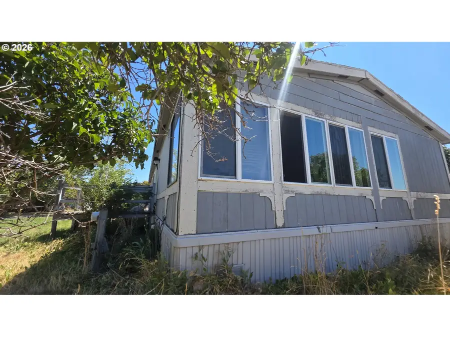 1500 S Columbus Ave #25, Goldendale, WA 98620 - #3