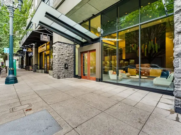 1025 NW Couch St, Portland, OR 97209