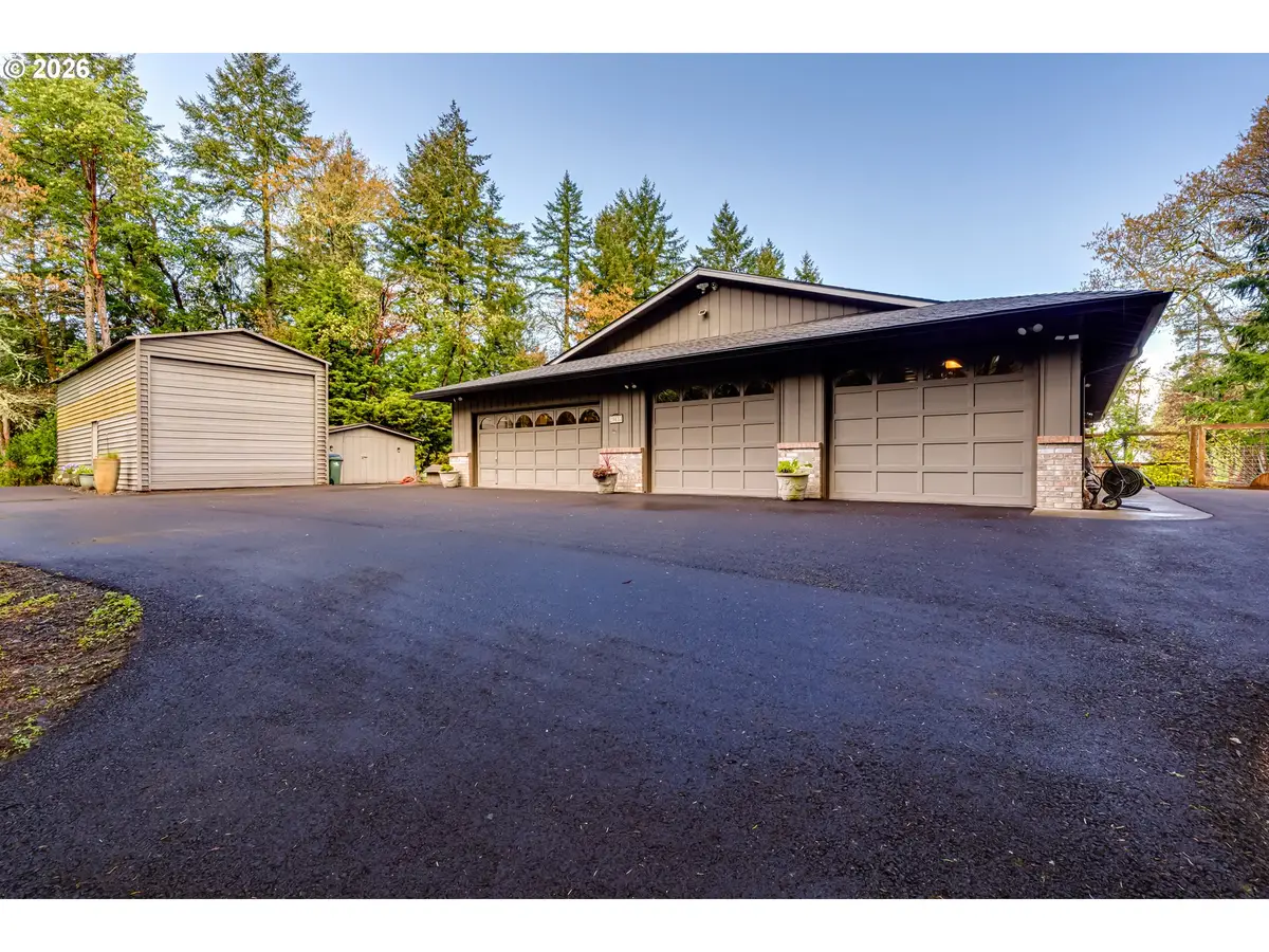29433 Hodsdonsdale Ln, Eugene, OR 97402 - #1