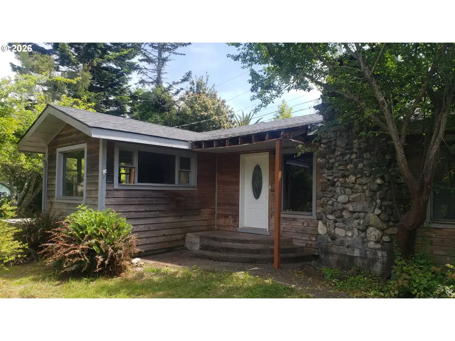 95665 Jerrys Flat Rd, Gold Beach, OR 97444 - #2
