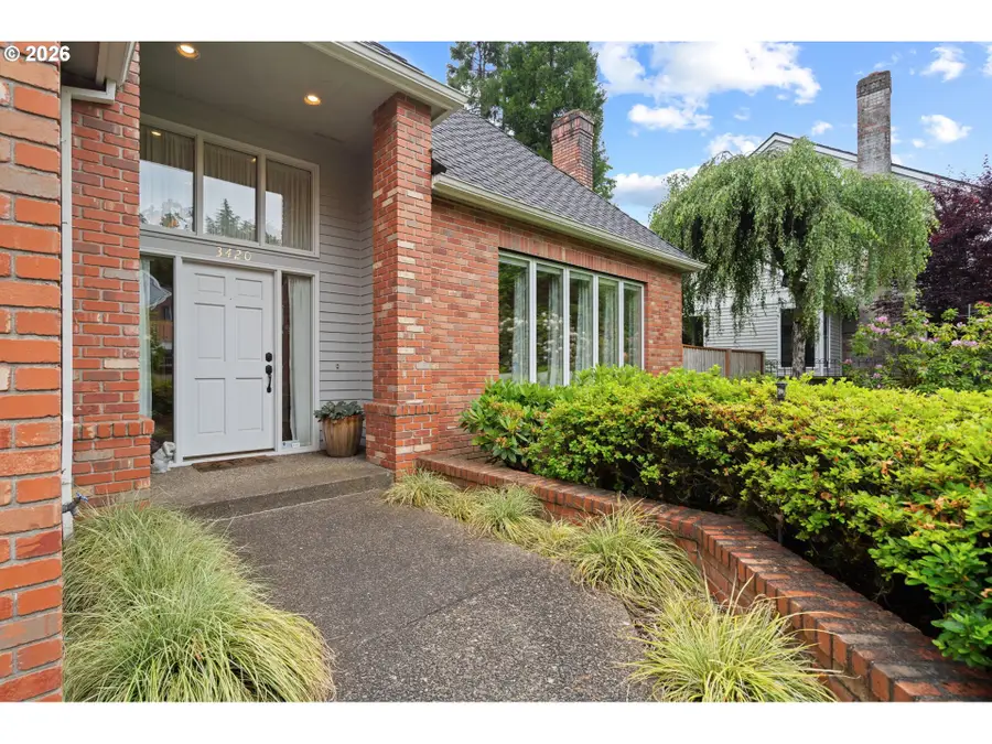 3420 Barrington Dr, West Linn, OR 97068 - #3