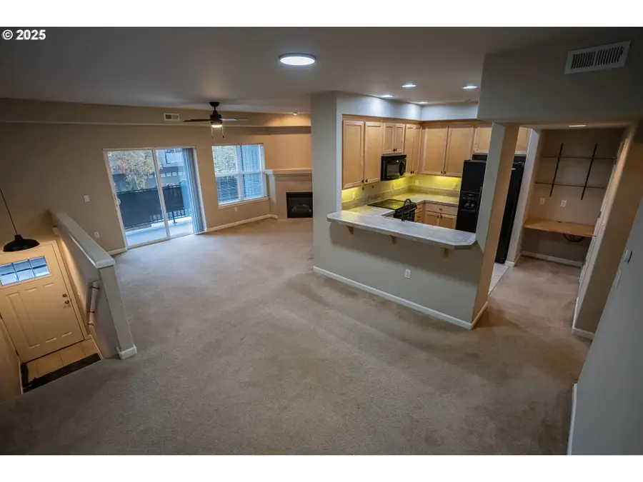 10910 SW Huntington Ave, Tigard, OR 97223 - Image #2