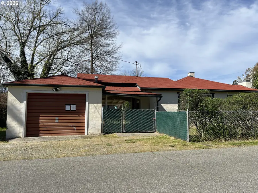 649 Sunset Way, Grants Pass, OR 97527 - #3