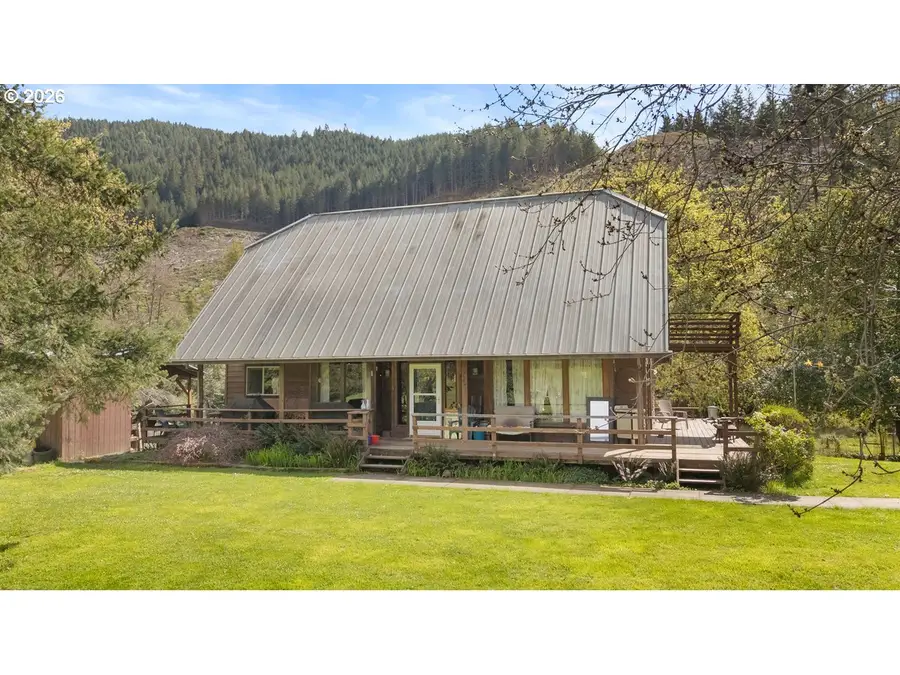 5089 N Myrtle Rd, Myrtle Creek Riddle, OR 97457 - #2