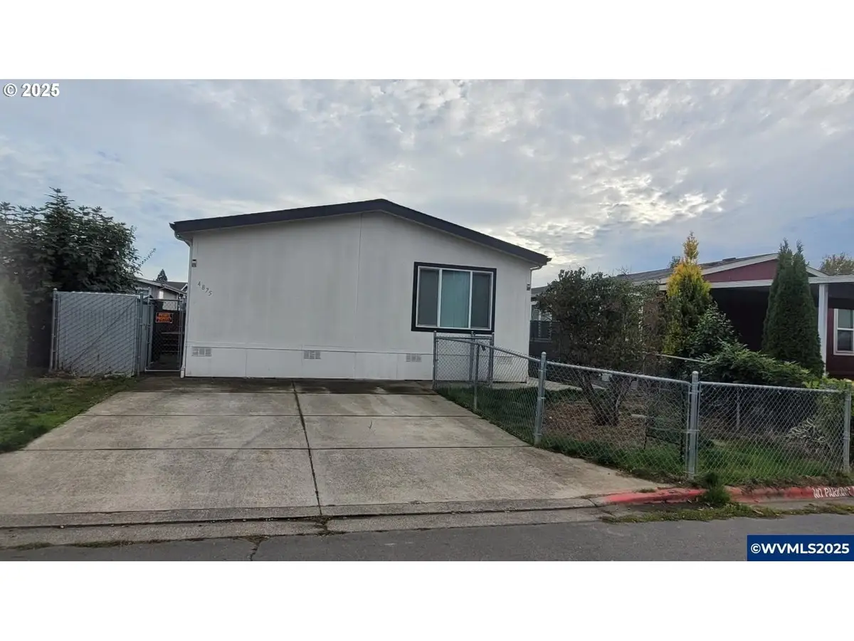 4875 NE Wyoming Cir, Salem, OR 97305 - Image #1