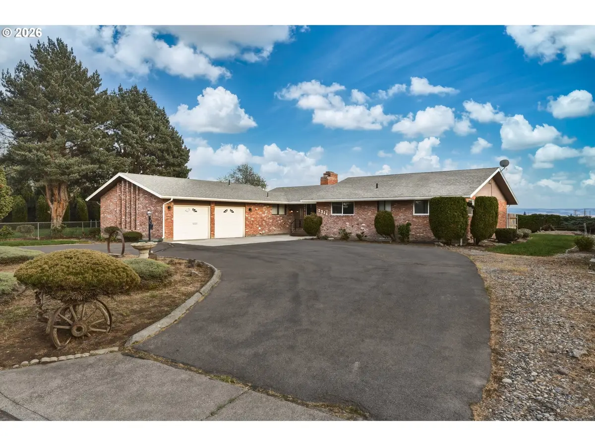 2314 Frazier Dr, Walla Walla College Place, WA 99362 - #1
