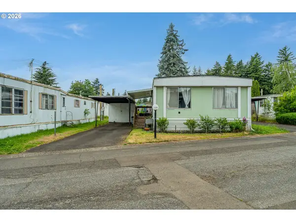 13045 SE Stark St #109, Portland, OR 97233