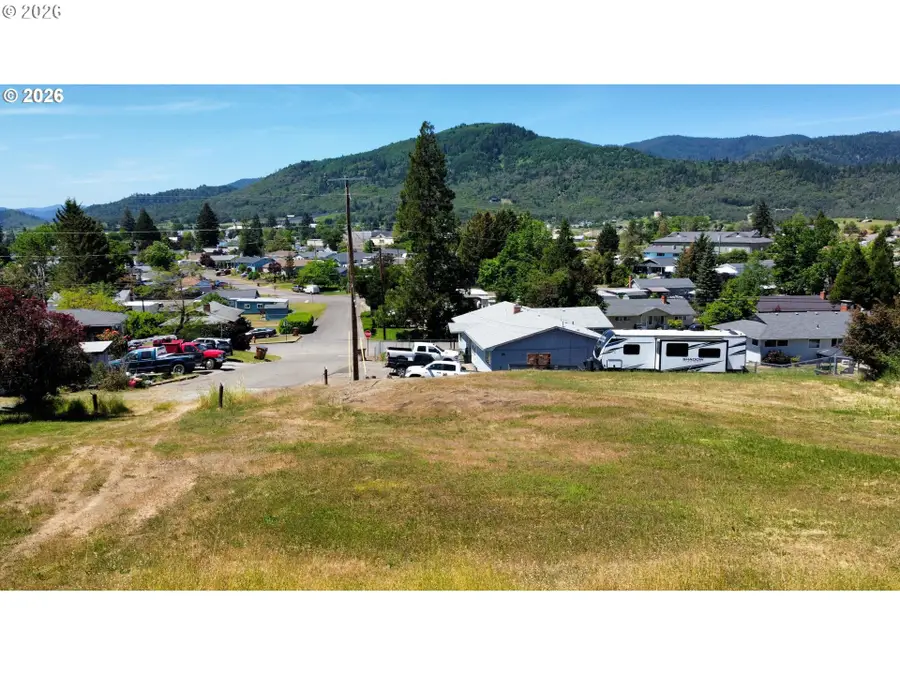 0 Cedar St #36, Riddle, OR 97469 - #3