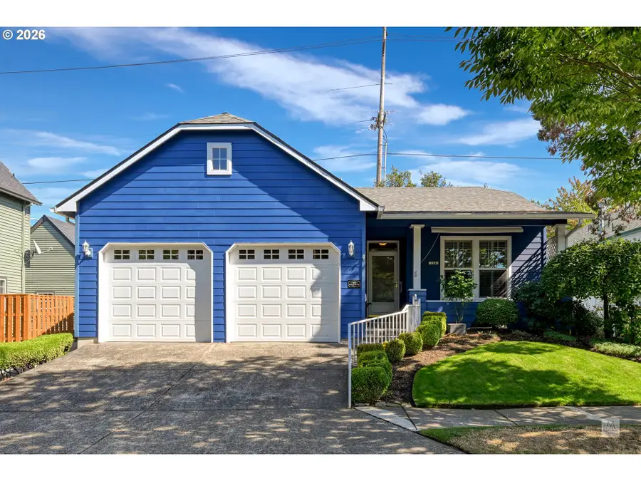 724 NE Pacific Dr, Fairview, OR 97024 - #3