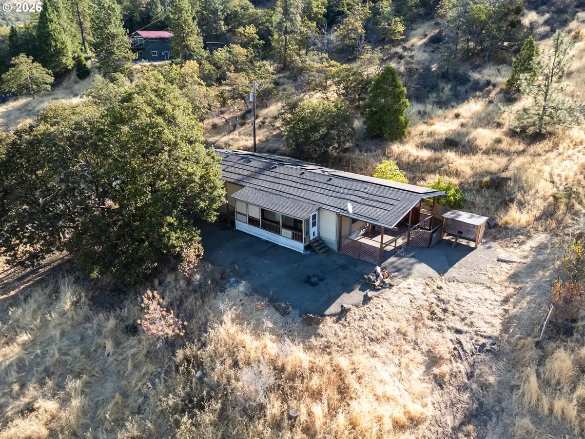 2549 Granite Hill Rd, Grants Pass, OR 97526 - #1