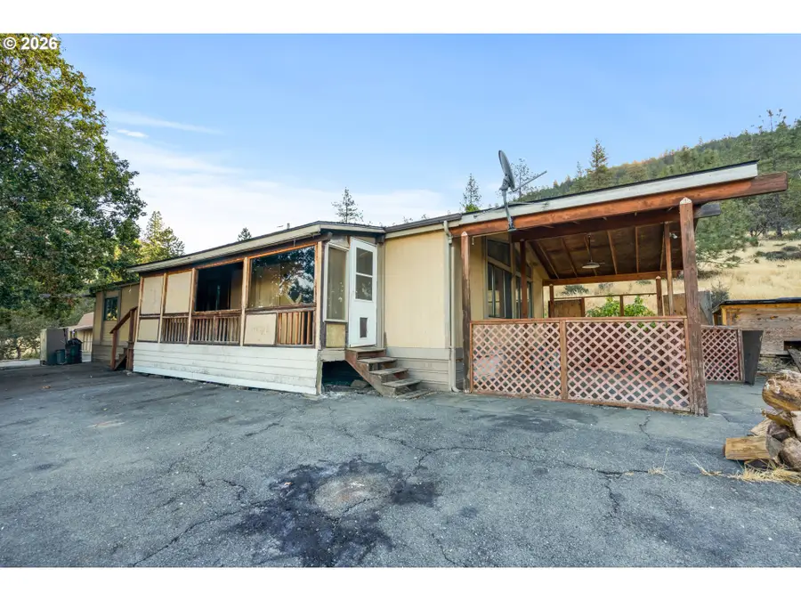2549 Granite Hill Rd, Grants Pass, OR 97526 - #2