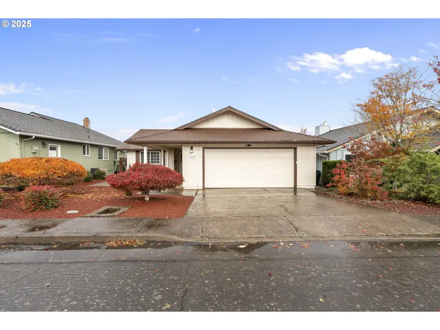 1939 Nut Tree Dr Nw, Salem, OR 97304 - Image #3