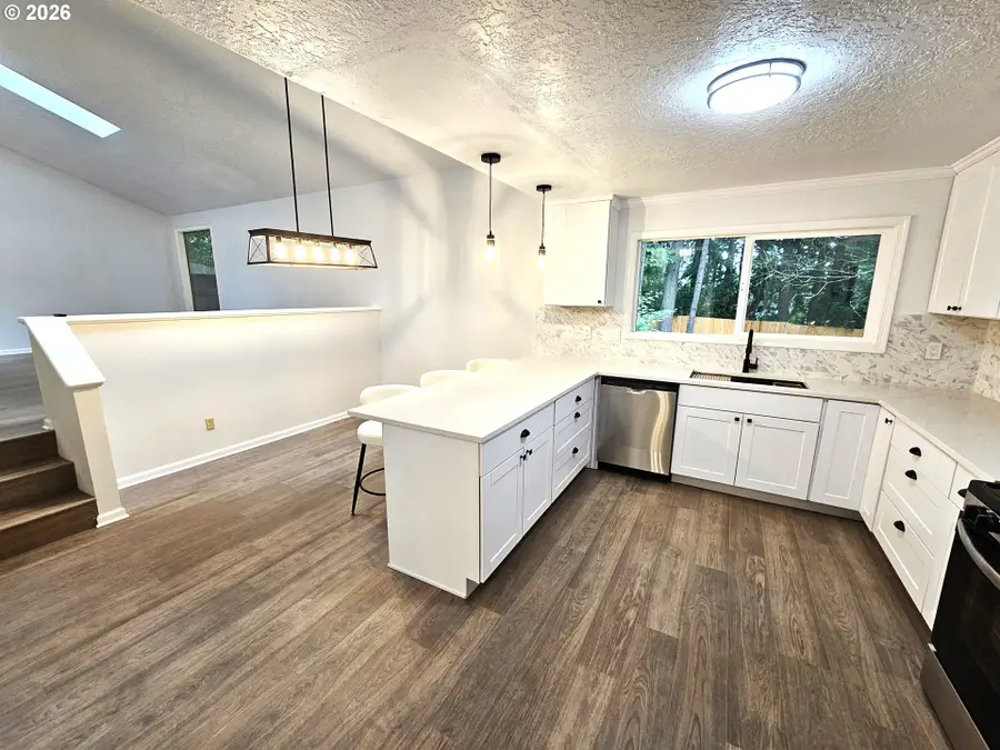 10416 SE 98th Ct, Northwest Clackamas, OR 97086 - #3