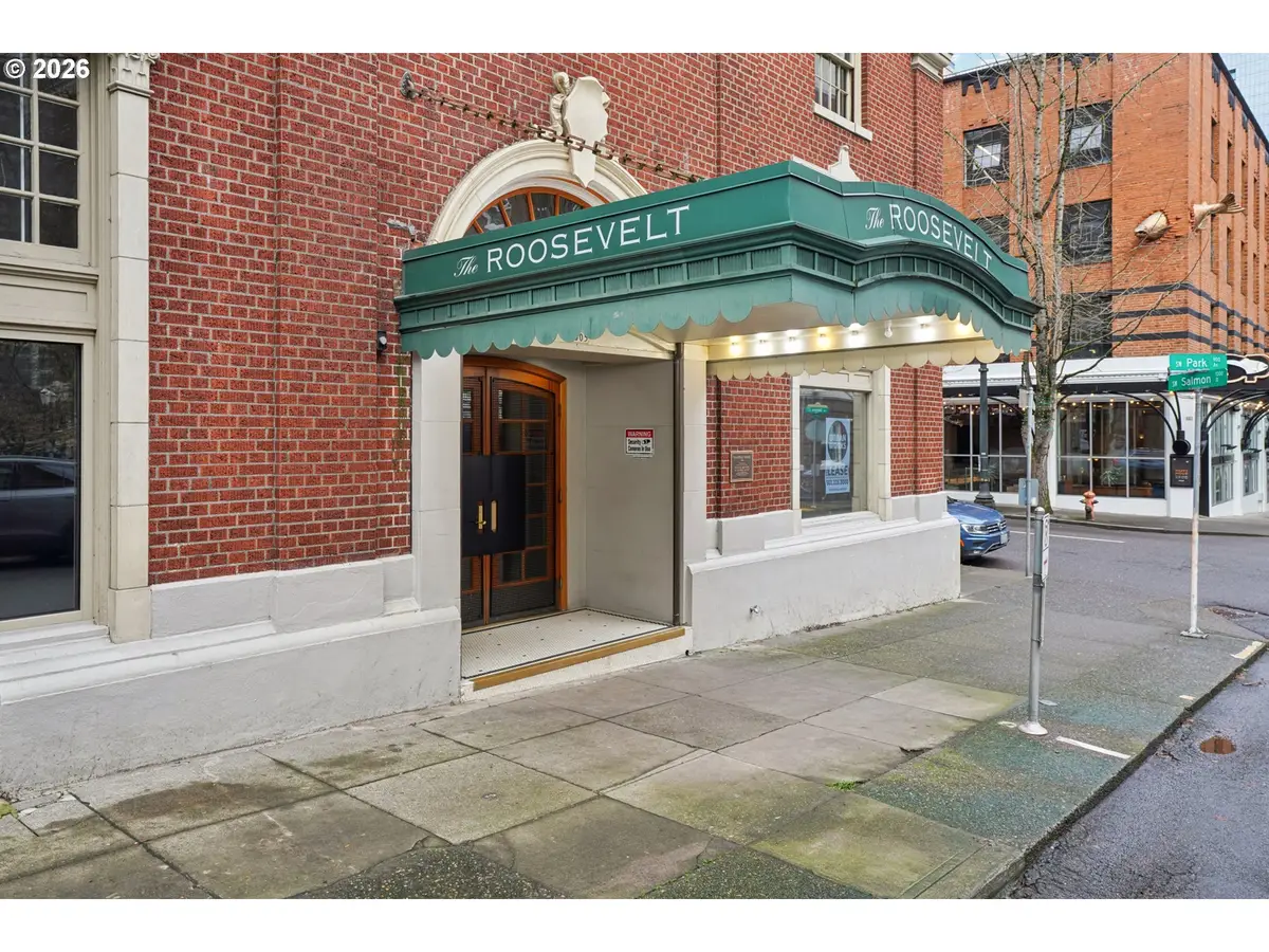 1005 SW Park Ave #703, Portland, OR 97205 - Image #1